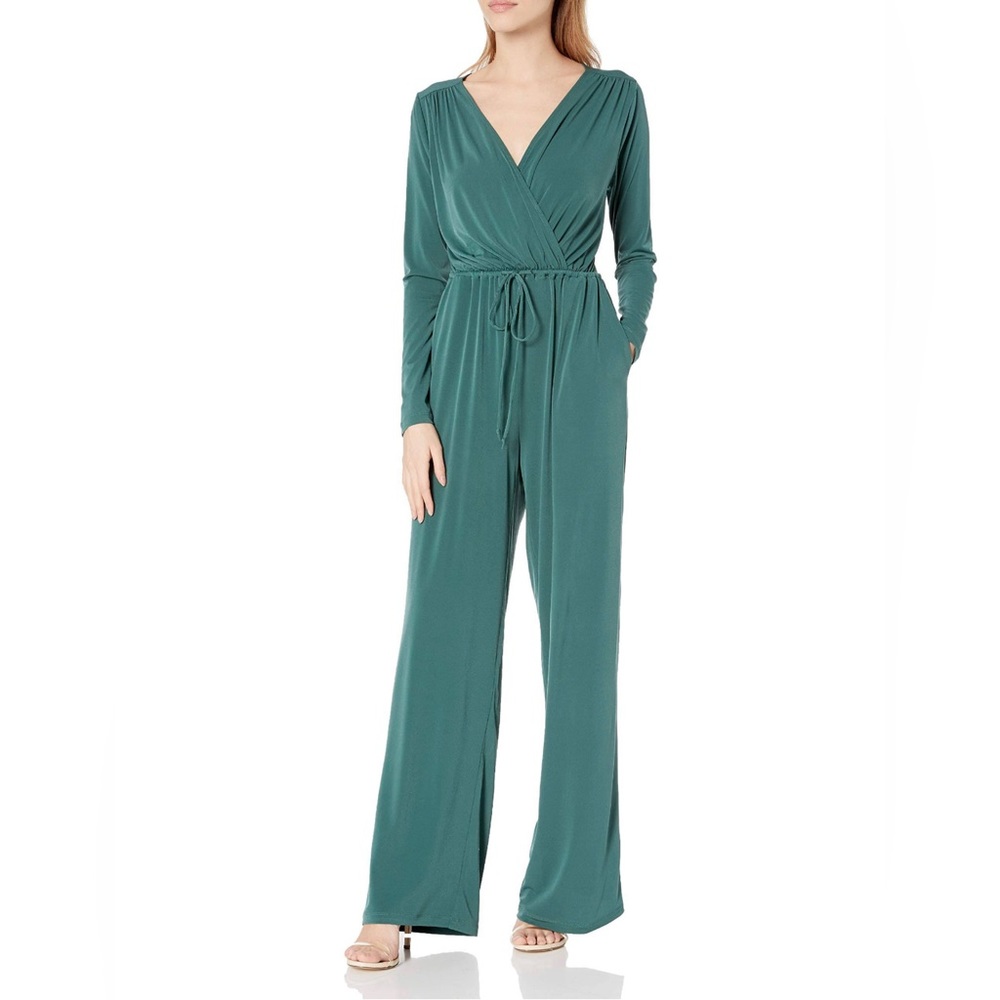 BCBG OPEN BACK Surplice JUMPSUIT‎ Green - Size Small